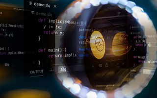 博兴 ,php声明和调用变量的符号是什么？